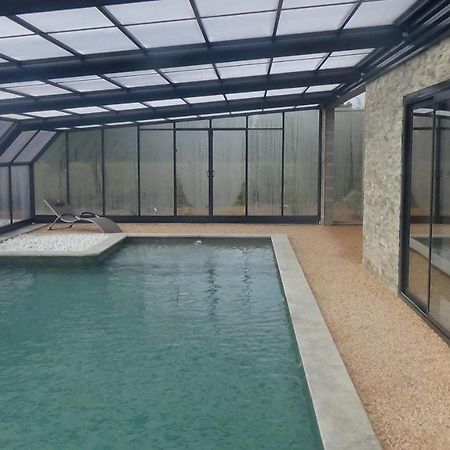 Gite dans un parc animalier avec salle de cinéma Aurice Esterno foto